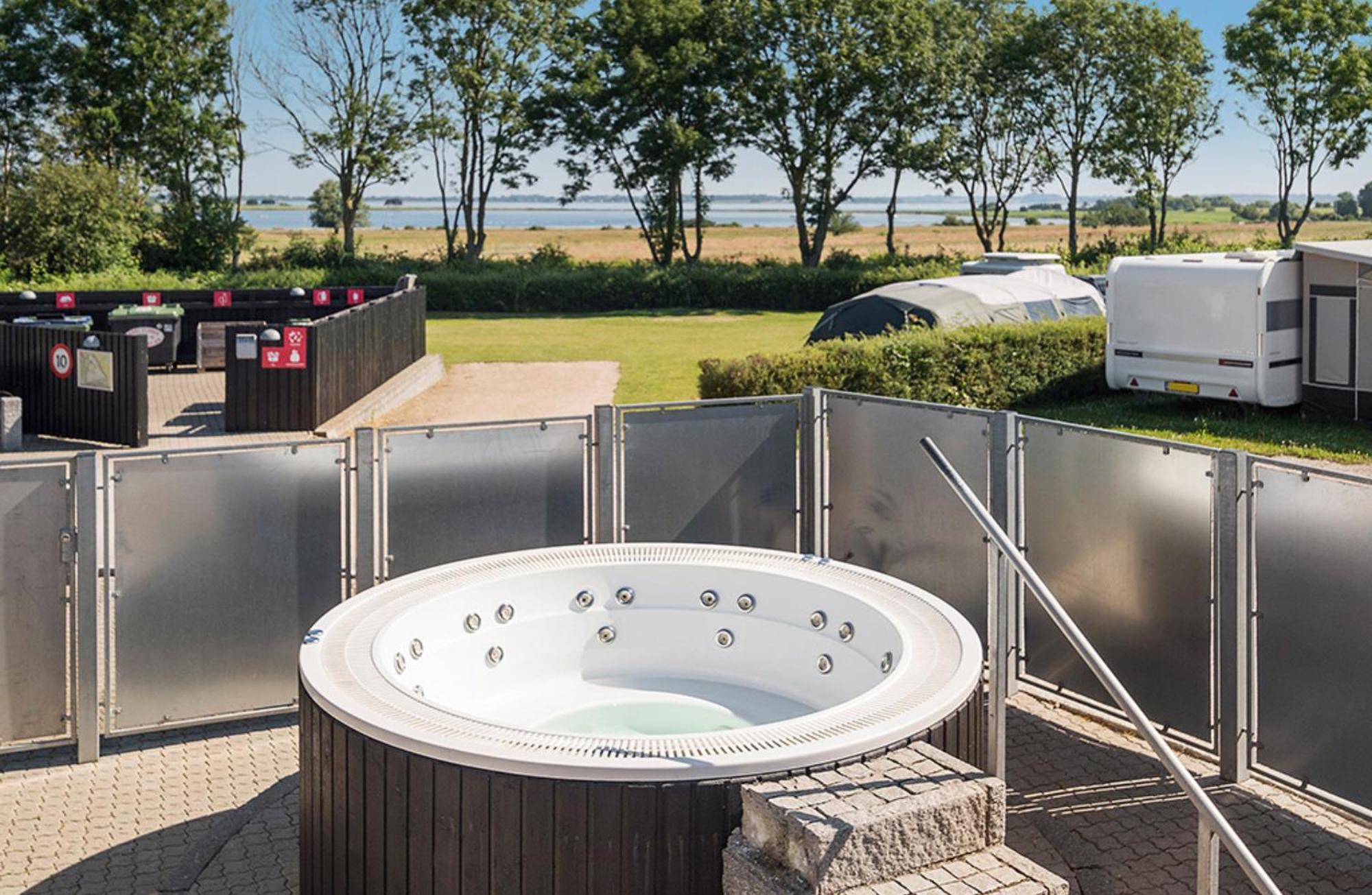ホテル First Camp Holbaek Fjord エクステリア 写真