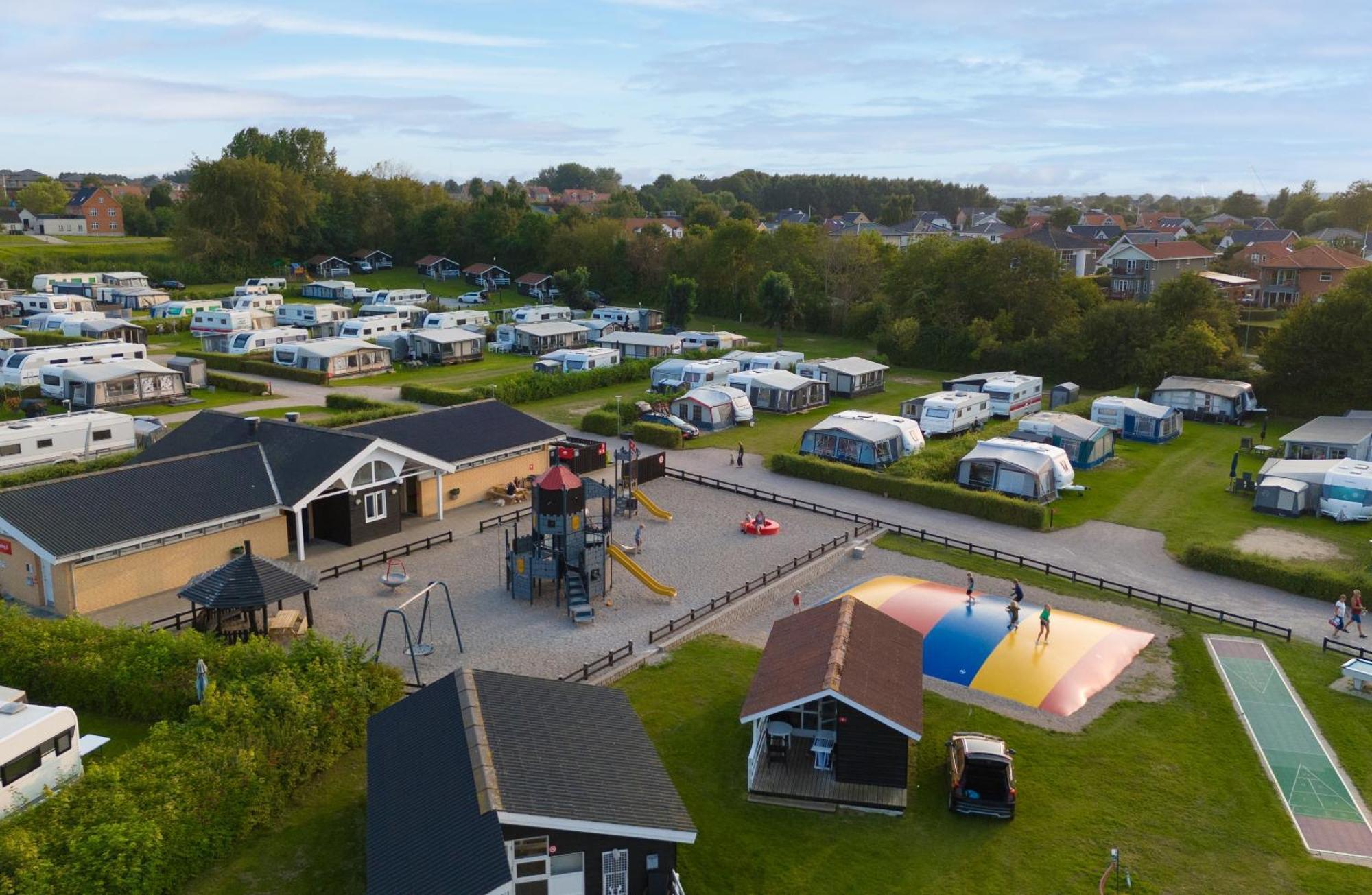 ホテル First Camp Holbaek Fjord エクステリア 写真