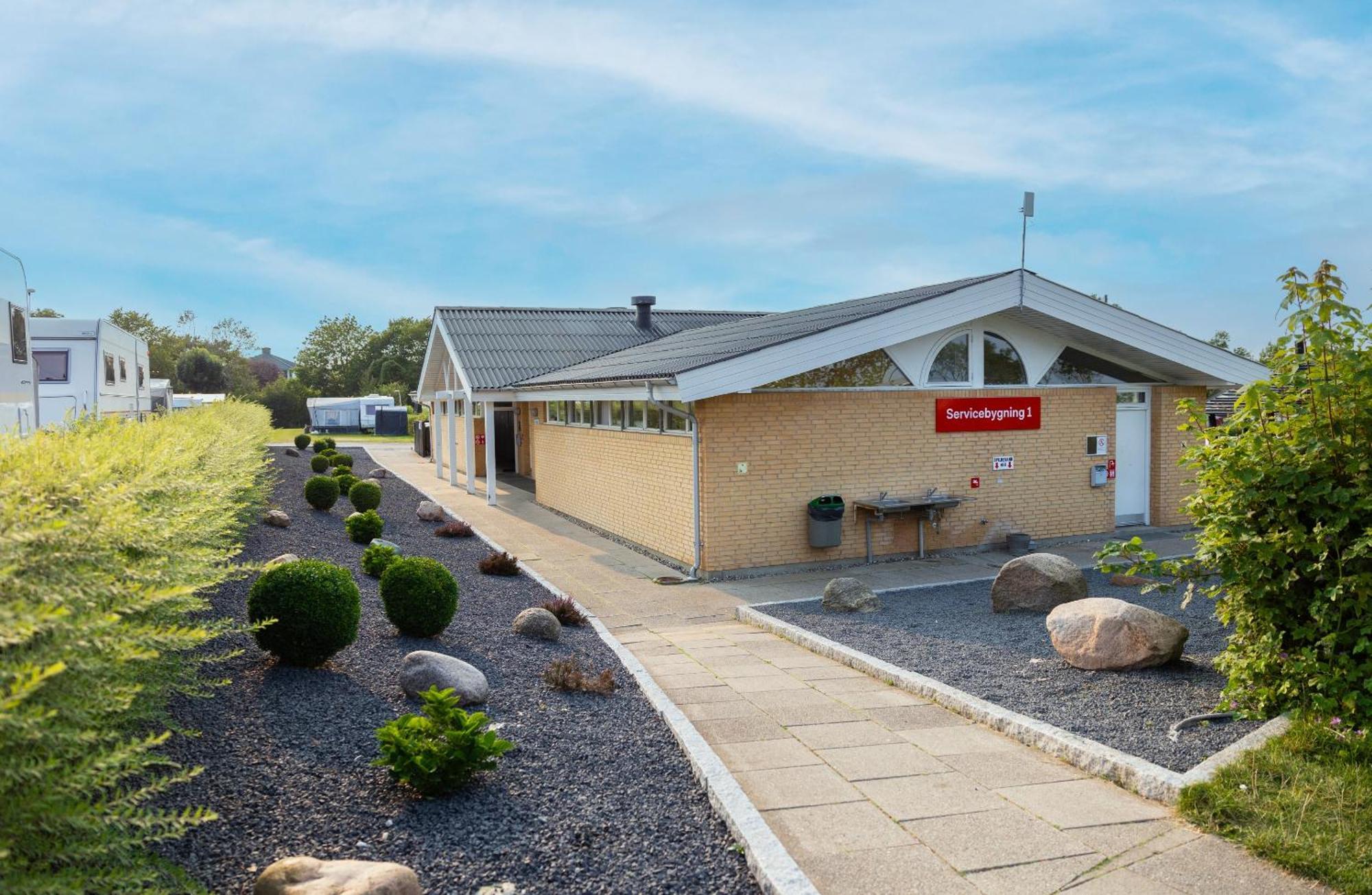ホテル First Camp Holbaek Fjord エクステリア 写真